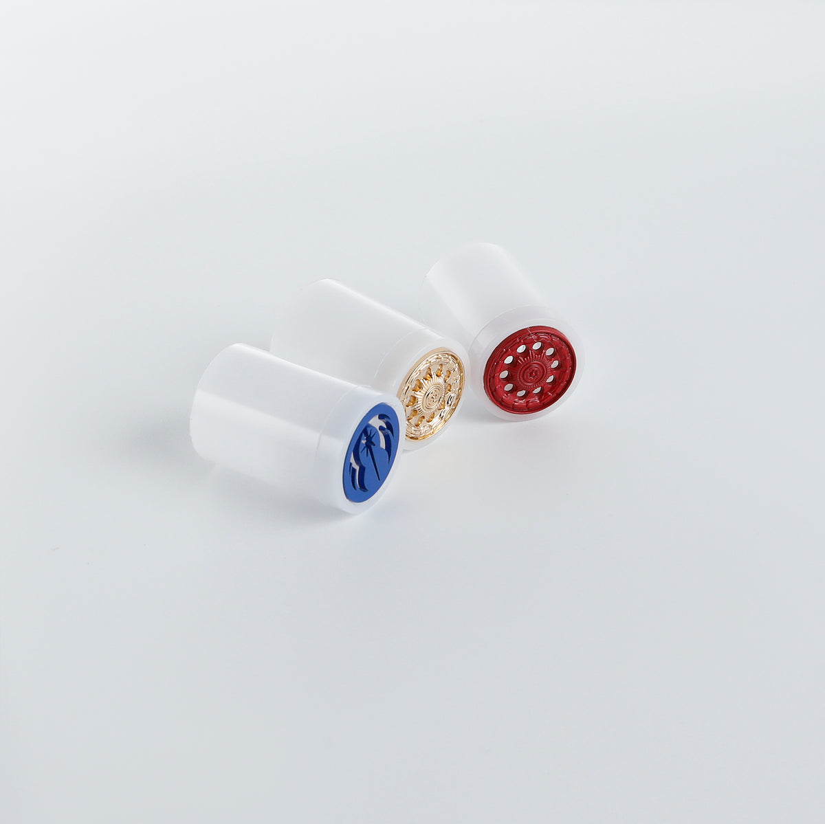 7/8 inch base-lit blade plugs in assorted cap designs